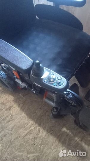 Инвалидная коляска с электроприводом meyra clou