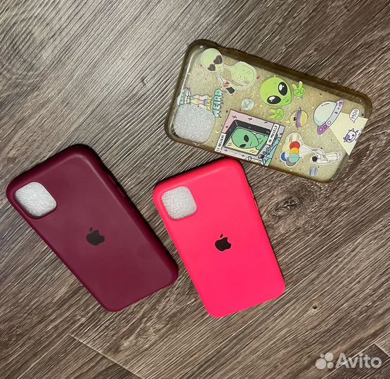 Чехлы на телефон iPhone 11