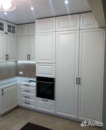 Кухни на заказ с качественной фурнитурой