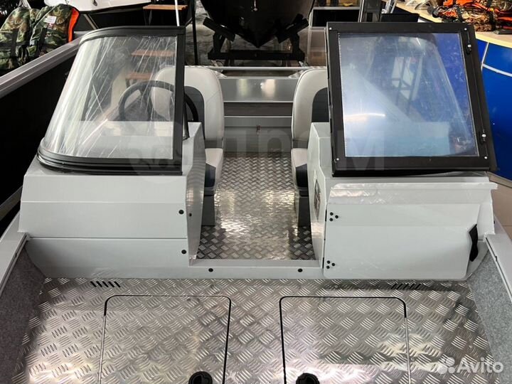 Лодка Volzhanka 44 Fish - Сварной корпус