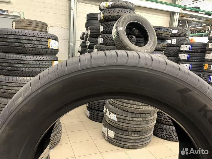 Kumho Ecsta HS52 205/60 R16 96