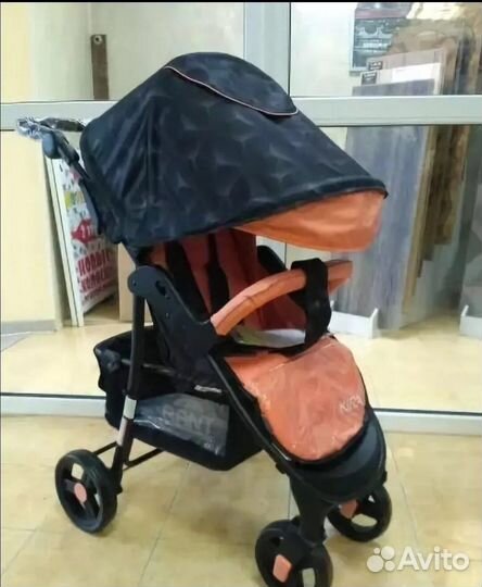 Коляска универсальная