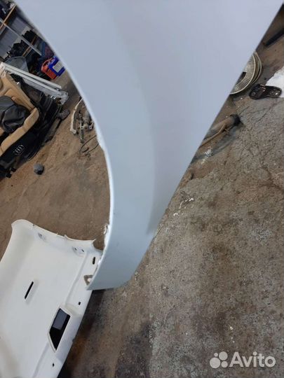 Volkswagen polo крыло левое