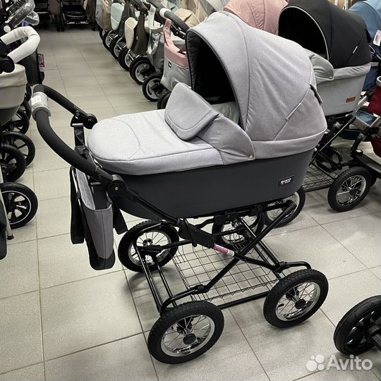 Коляска универсальная 2в1 Riko Basic Bella Classic