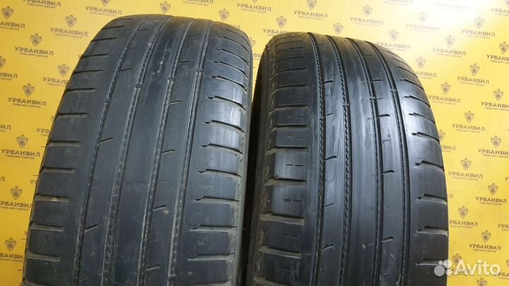 Nokian Tyres Hakka Black 2 SUV 215/65 R16 102V