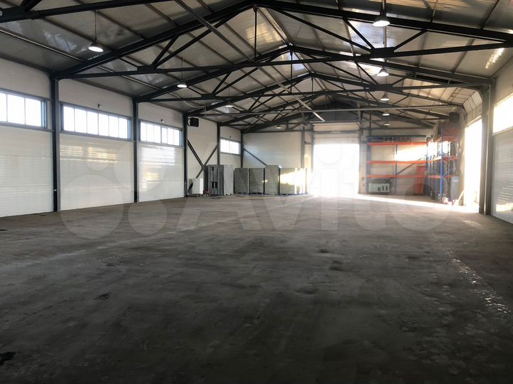 Склад, 756 м²