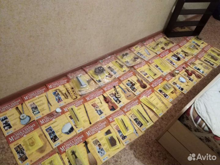 Коллекционные музыкальные инструменты. Миниатюрные