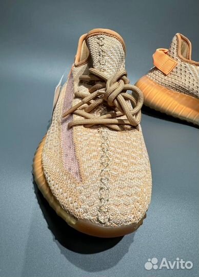 Кроссовки Yeezy Boost 350 V2 Персик