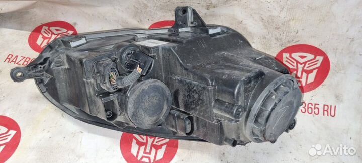 Фара галоген передняя левая Volkswagen Jetta 5