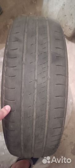 Kumho Ecowing ES01 KH27 R15