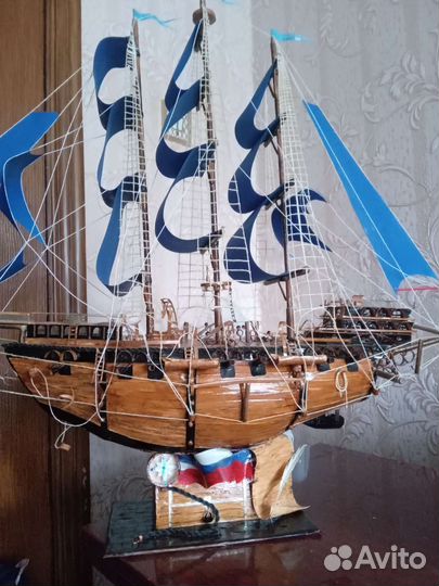 Модель корабля