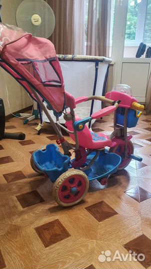 Детский велосипед с ручкой