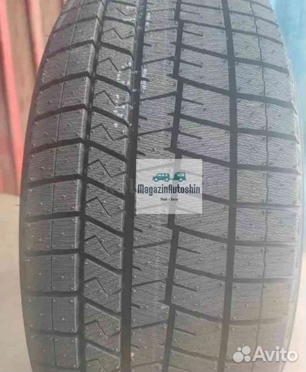 Dunlop Winter Maxx WM03 235/50 R21 101S