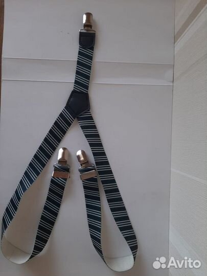 Рубашки, подтяжки для д/с и школы б/у в отл.сост