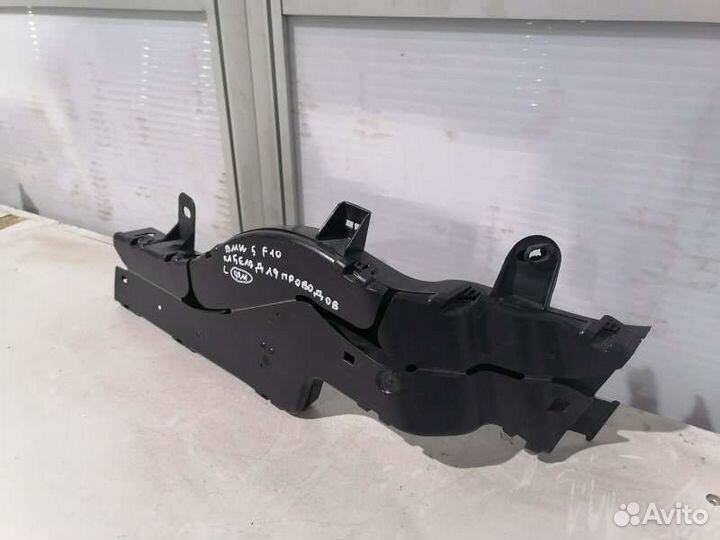 Кабельная коробка левая Bmw 5-Series F10 До