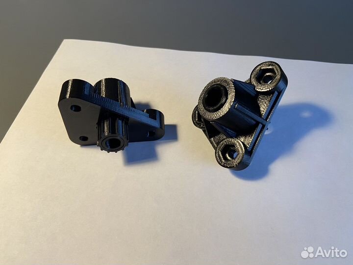 Втулки трапеции дворников Mitsubishi Carisma