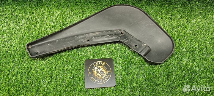 Брызговик передний левый Chery Tiggo 4 Pro