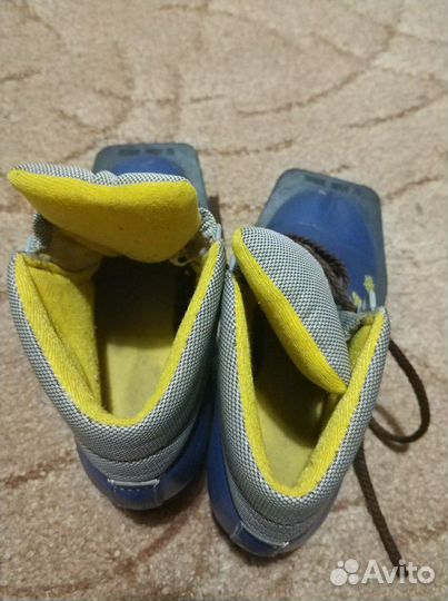 Лыжные ботинки. NN75 Размер 32. Стелька 21,5 см