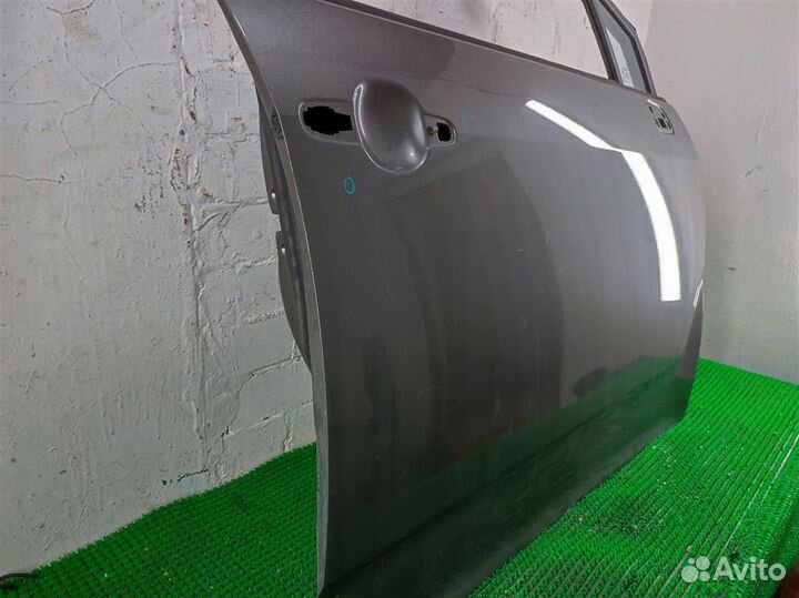 Дверь передняя правая Toyota Corolla Verso R1 2006