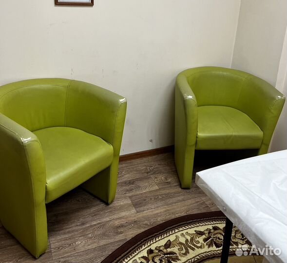 Продам два кресла