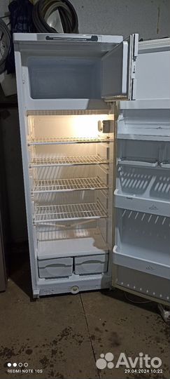 Холодильник indesit