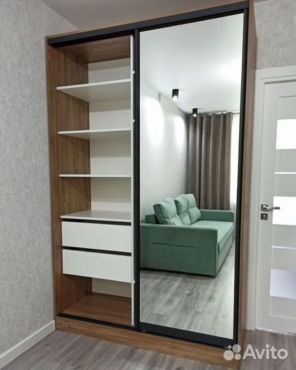 Красивый шкаф