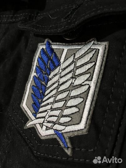 Джинсовка attack on titan