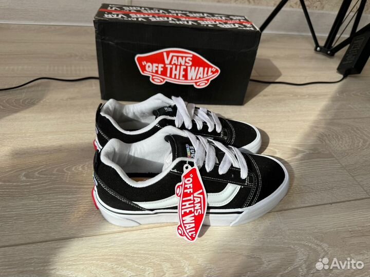 Vans knu skool