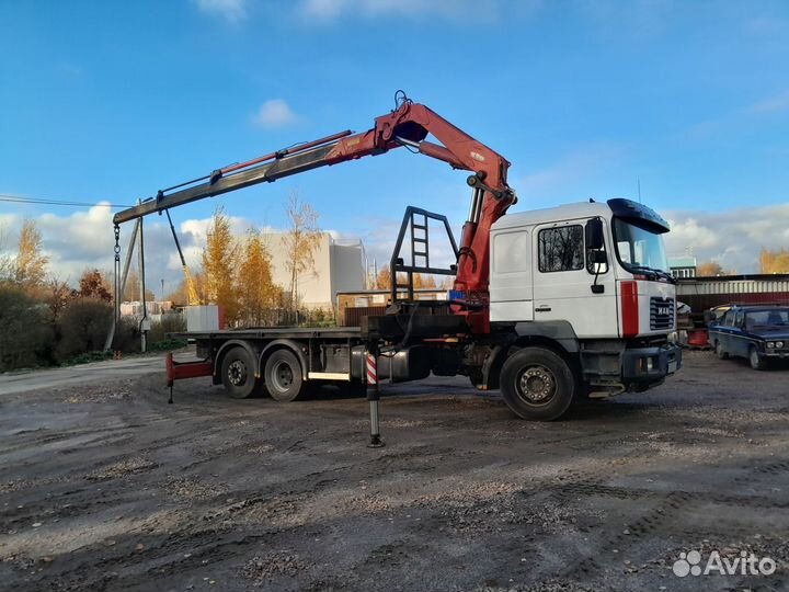 Бортовой грузовик MAN F 2000 с КМУ FASSI, 2013