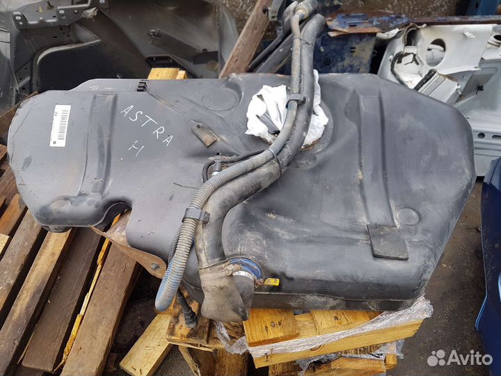Топливный бак Opel Astra H универсал