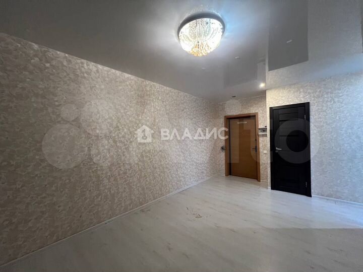 2-к. квартира, 51 м², 1/12 эт.