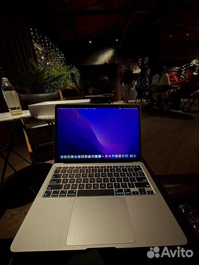 Apple Macbook Air 13 2020 m1 8gb 256