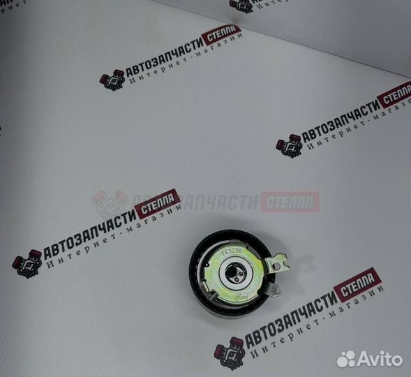 Комплект грм с помпой gates K4M K4J Largus Duster