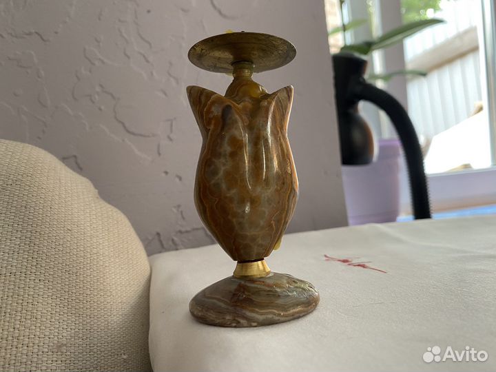 Подсвечник из оникса