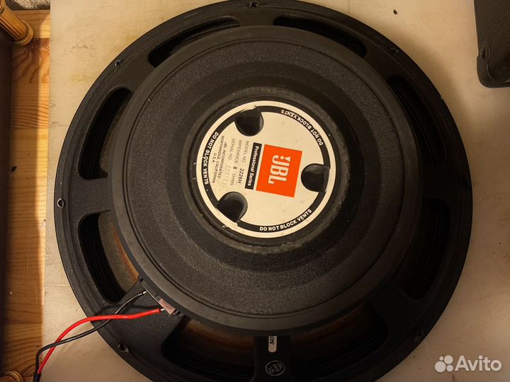 Активный сабвуфер 15