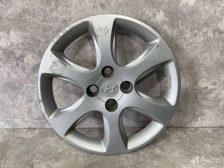 Колпак колесный Hyundai Solaris RB 2012 529604L000