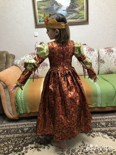 Костюм королевы 122-128 р