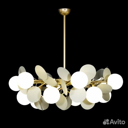 Люстра металл и стекло в спальню модерн