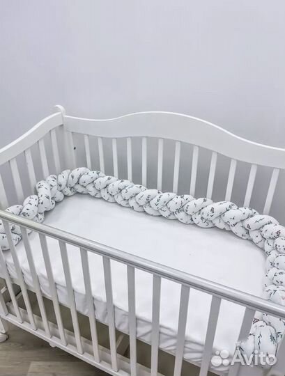 Бортик Косичка для новорожденного с подушкой