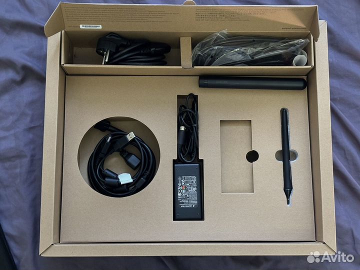 Графический планшет wacom cintiq 16