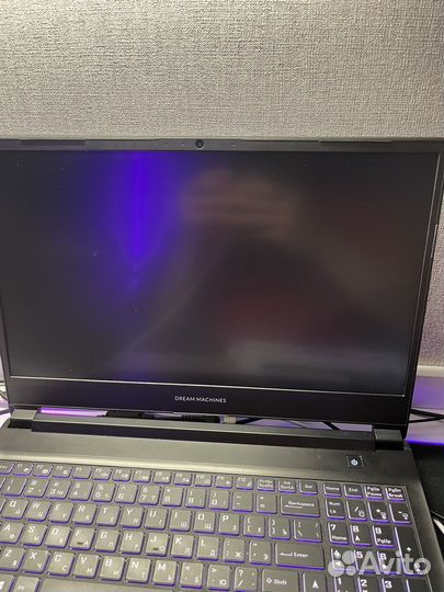 Игровой ноутбук Dream Machines
