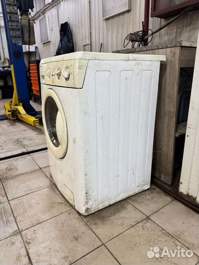 Стиральная машина zanussi