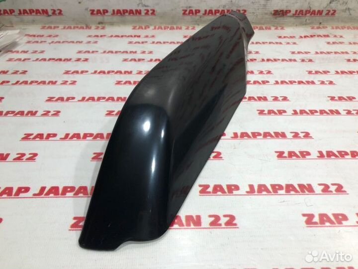 Крышка рейлинга задняя правая Toyota Land Cruiser