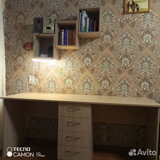Компьютерный стол