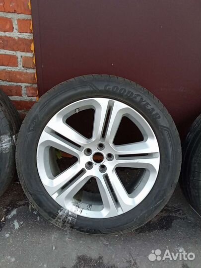 R20 Goodyear Eagle F1 AT 255/50, PCD 5x108 DIA 63.4