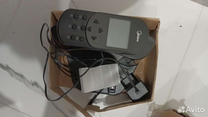 Робот-пылесос midea VCR06