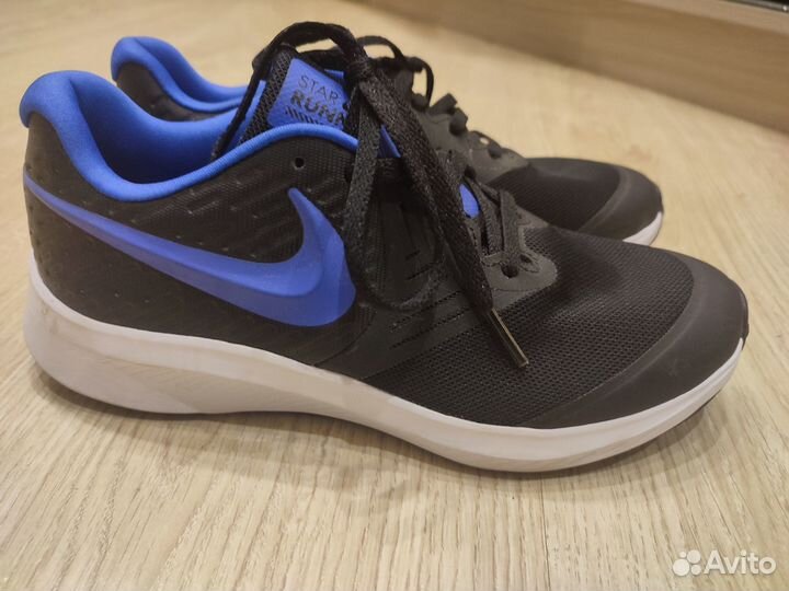 Детские беговые кроссовки Nike, 23,5 см