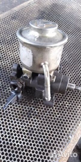 Насос гур Toyota Crown GS120 1G-E 1983