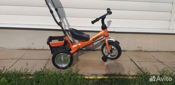 Детский трехколесный велосипед бу