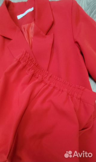 Костюм женский 42-44